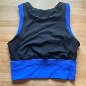 Lululemon crop top/sports bra
